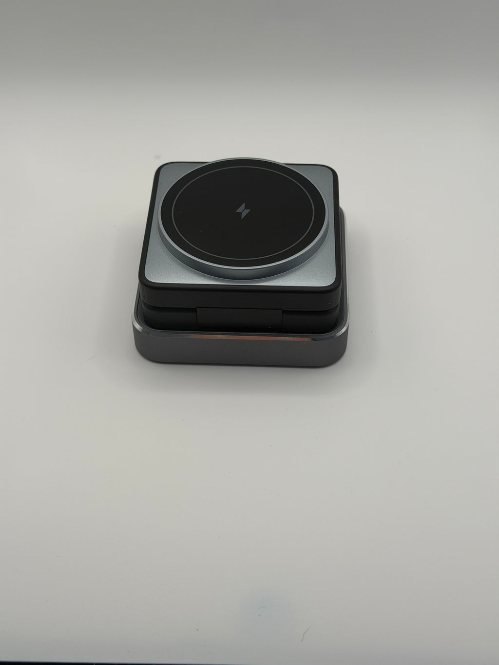 Upgraded Wireless Charger 3 in 1 Foldable Wireless Charging Station with Night Light